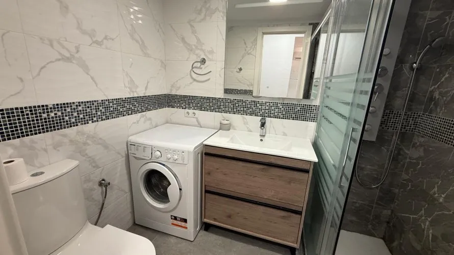 Apartamento de 2 dormitorios en Torrevieja, Spain No. 2866 № 5