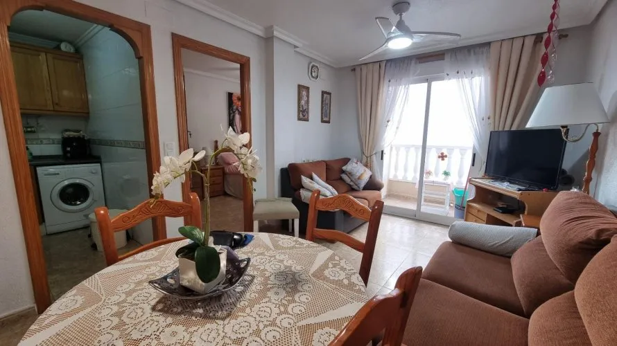 Apartamento de 2 dormitorios en Torrevieja, Spain No. 2791 № 9