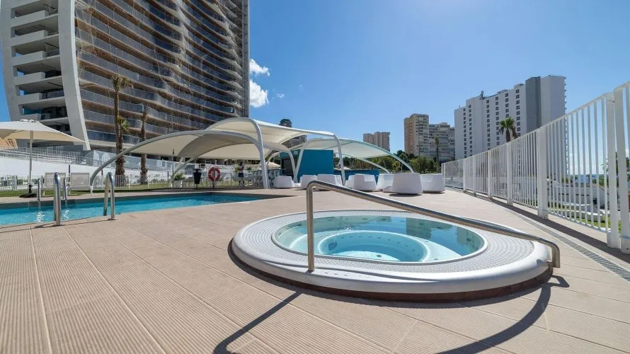 Apartamento de 3 dormitorios en Benidorm, Spain No. 895 № 11