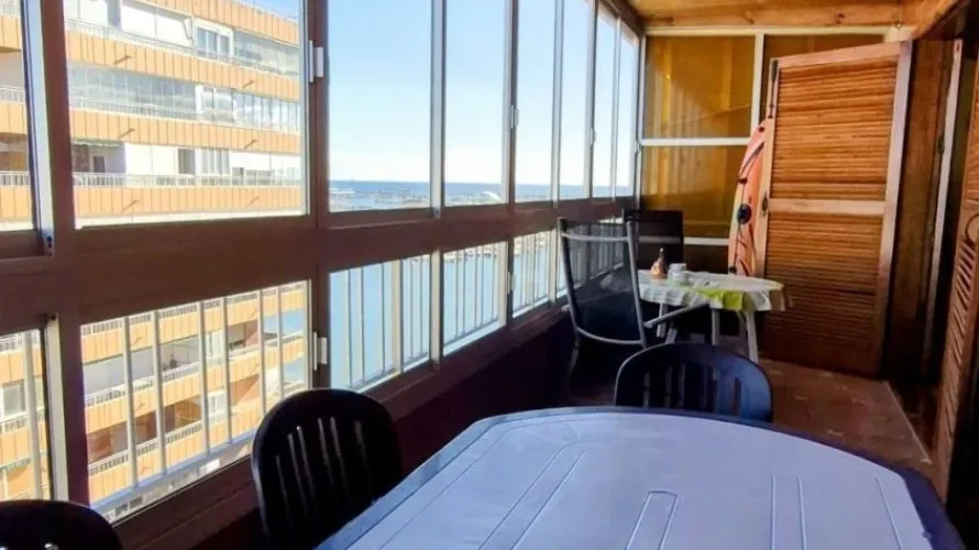 Apartamento de 2 dormitorios en Torrevieja, Spain No. 1460 № 2