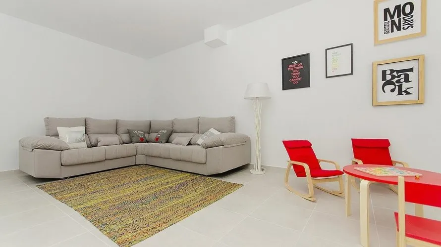 Villa de 4 dormitorios en Playa Honda, Spain No. 291 № 17