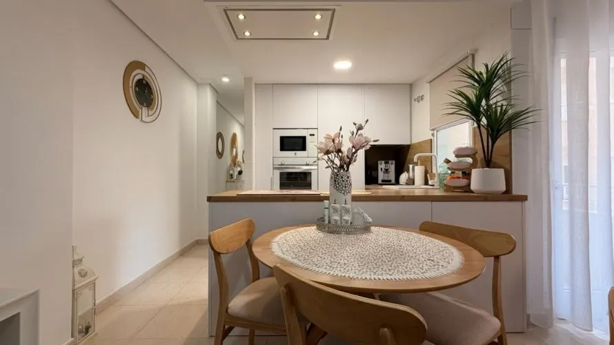 Apartamento de 3 dormitorios en Torrevieja, Spain No. 2878 № 26