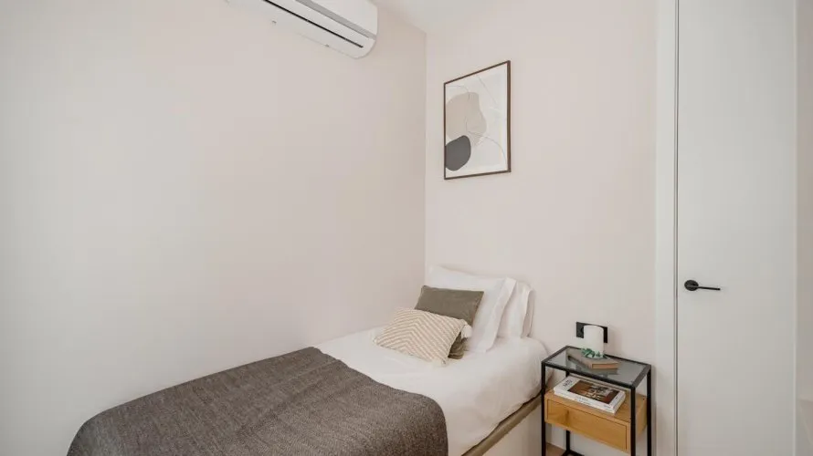 Apartamento de 3 dormitorios en Madrid, Spain No. 570 № 13