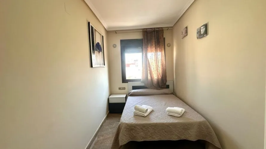 Apartamento de 4 dormitorios en Torrevieja, Spain No. 800 № 11