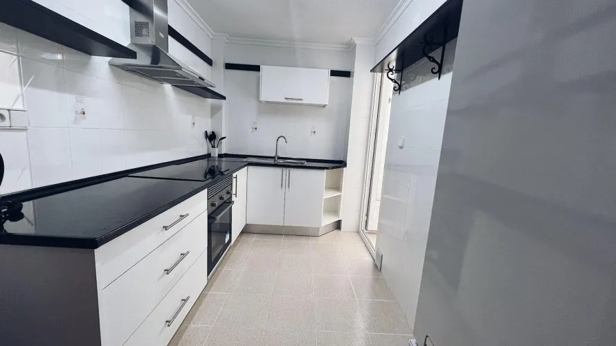 Apartamento de 2 dormitorios en Torrevieja, Spain No. 2777 № 11