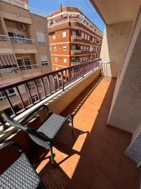 Apartamento de 2 dormitorios en Torrevieja, Spain No. 2919