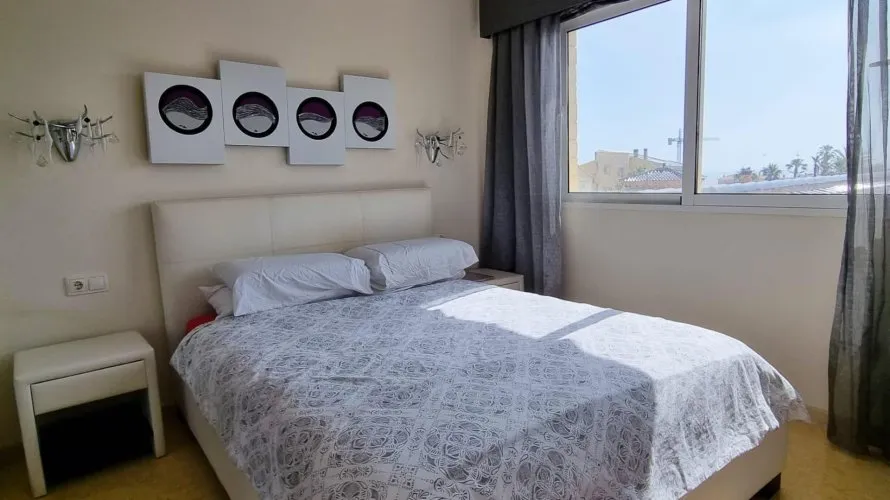Villa de 239m² en Torrevieja, Spain No. 187 № 12