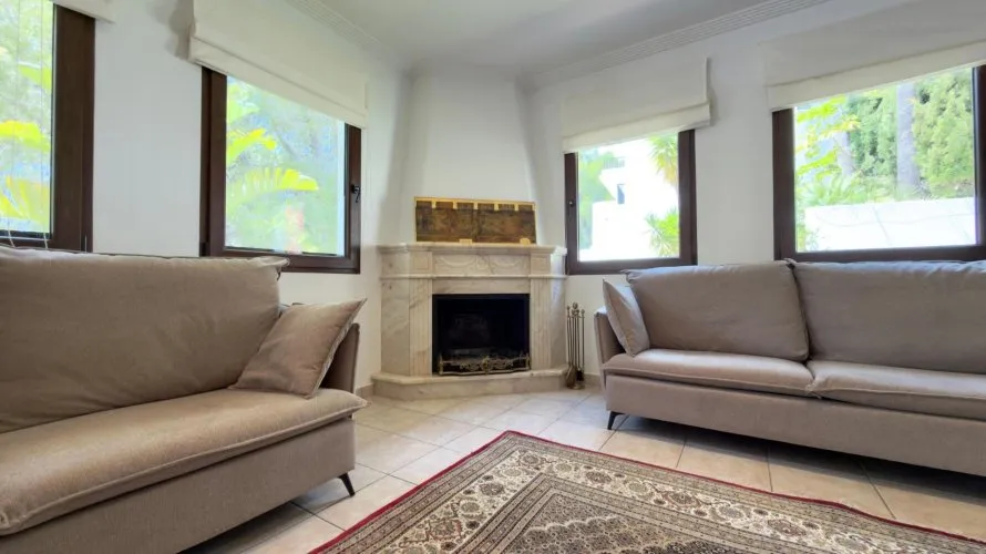 Villa de 500m² en Altea, Spain No. 933 № 11
