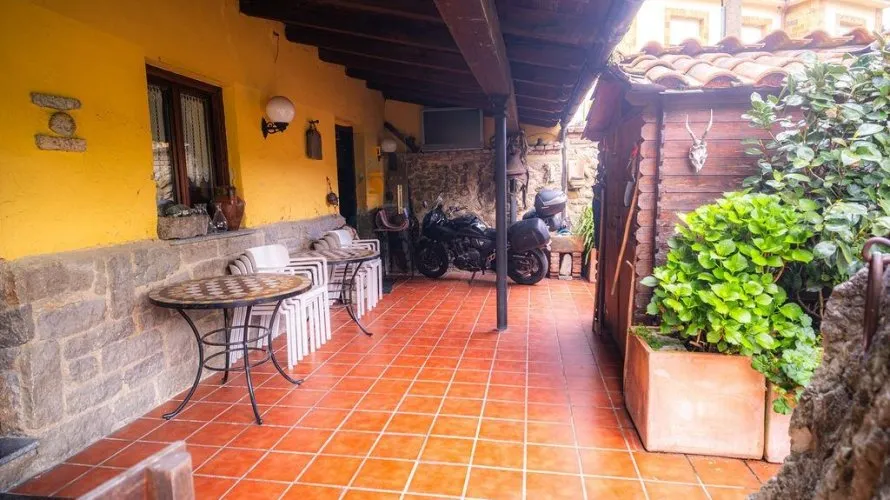 Villa de 8 dormitorios en Lena, Spain No. 1294 № 27