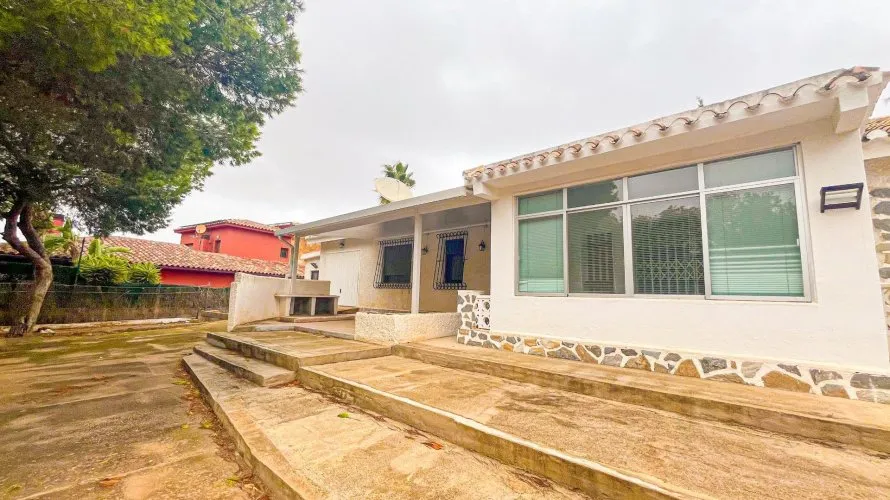 Villa de 3 dormitorios en Los Balcones, Spain No. 659 № 9