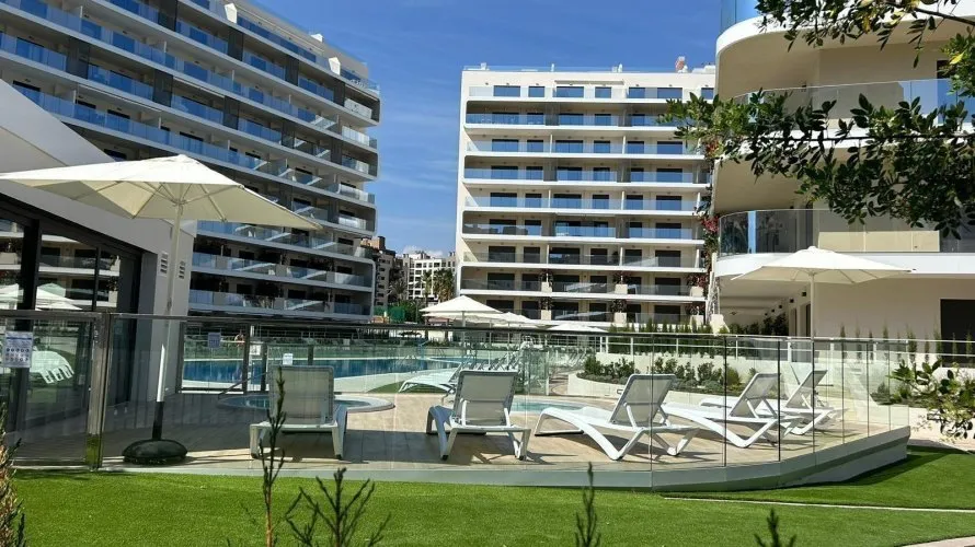 Apartamento de 3 dormitorios en Alicante, Spain No. 1279 № 8