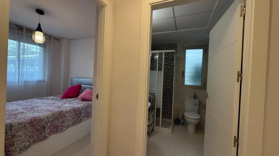 Apartamento de 3 dormitorios en Torrevieja, Spain No. 173 № 27
