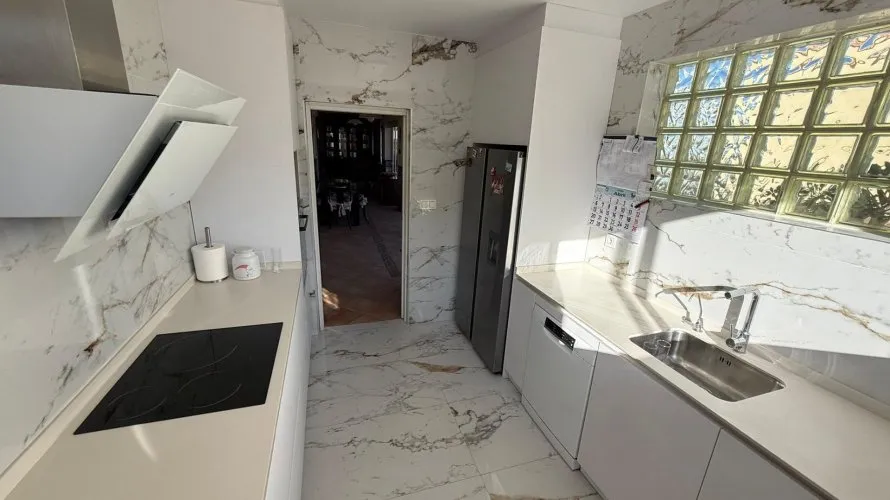 Villa de 4 dormitorios en Villamartin, Spain No. 1155 № 24