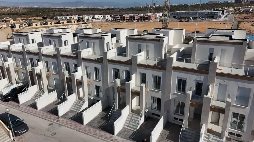 Сasa de 2 dormitorios en Gran Alacant, Spain No. 811 № 3