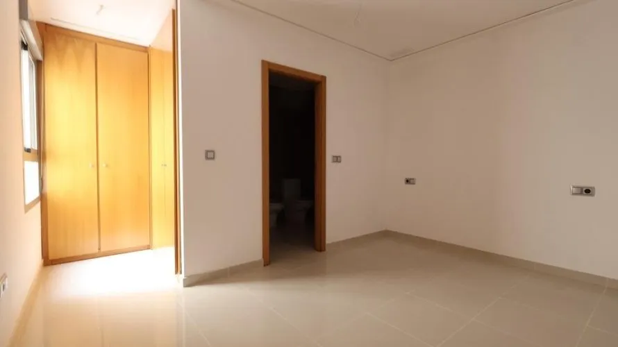 Apartamento de 3 dormitorios en La Mata, Spain No. 1400