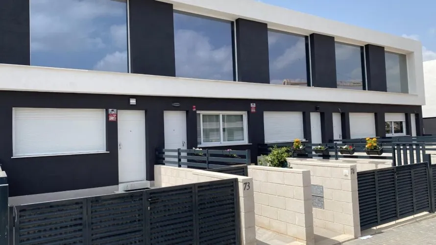 Сasa de 2 dormitorios en Gran Alacant, Spain No. 810 № 1
