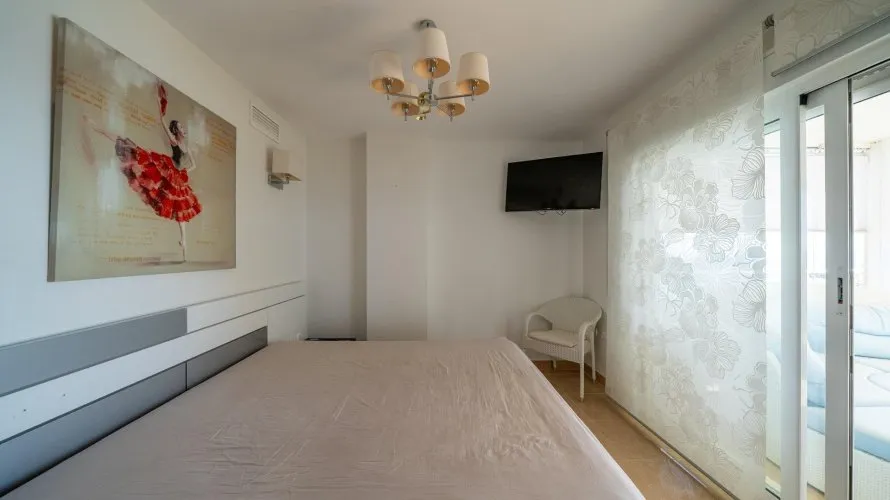 Apartamento de 4 dormitorios en Calpe, Spain No. 979 № 15