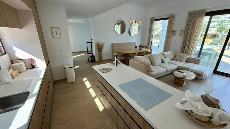 Villa de 5 dormitorios en Finestrat, Spain No. 1092 № 4