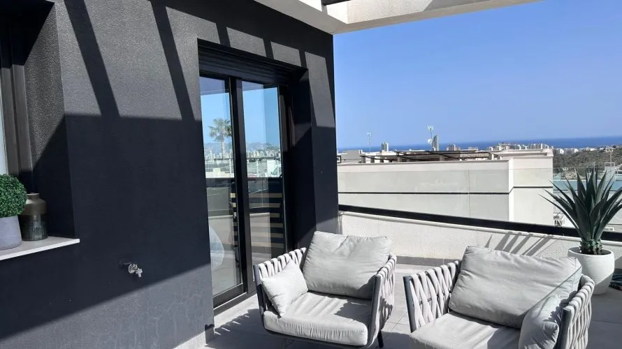 Villa de 3 dormitorios en Finestrat, Spain No. 1169 № 1