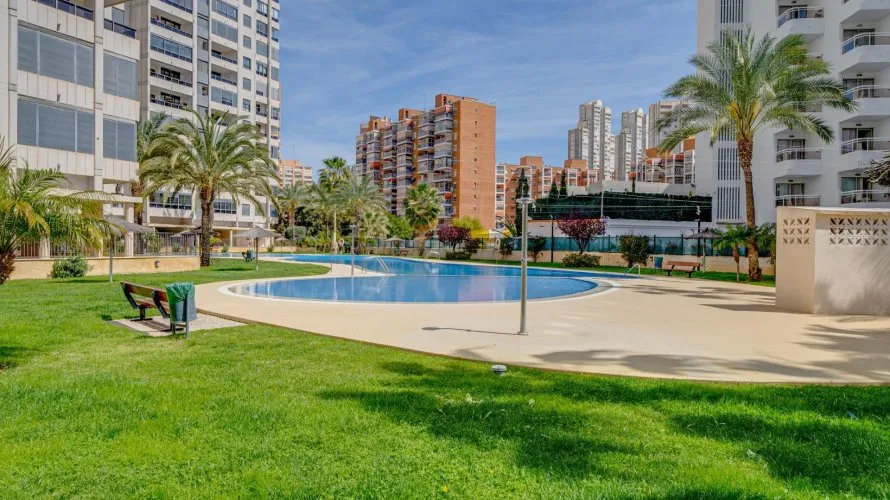 Apartamento de 1 dormitorio en Benidorm, Spain No. 425 № 25