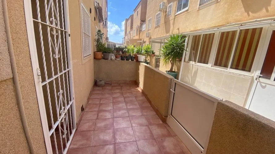 Сasa de 3 dormitorios en Torrevieja, Spain No. 1192 № 19