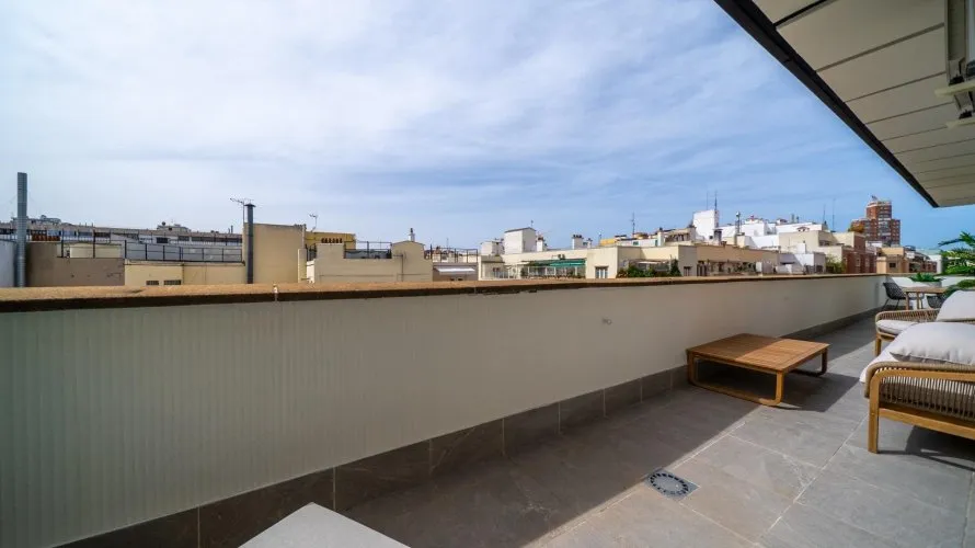 Apartamento de 3 dormitorios en Madrid, Spain No. 1191 № 24