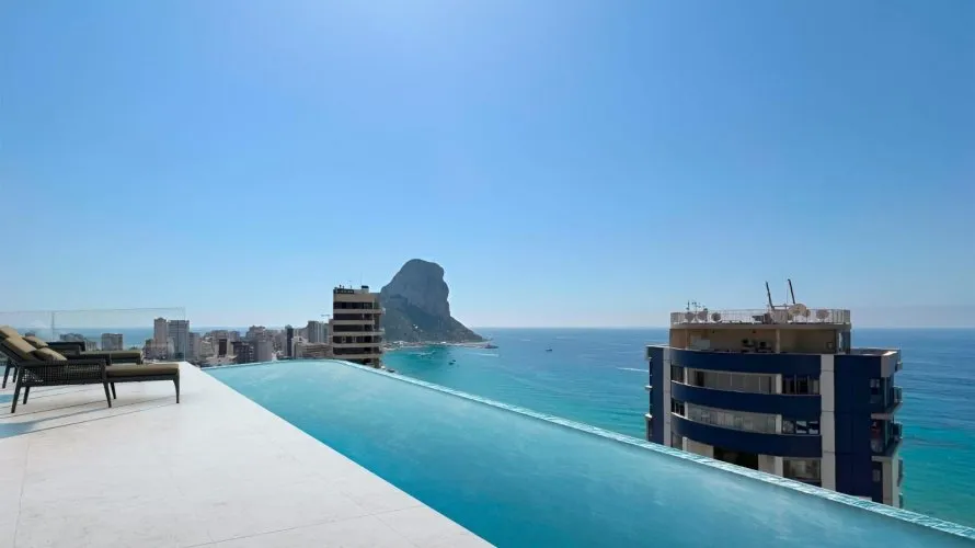Ático de 2 dormitorios en Calpe, Spain No. 724