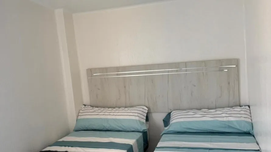 Apartamento de 2 dormitorios en Torrevieja, Spain No. 1051 № 24