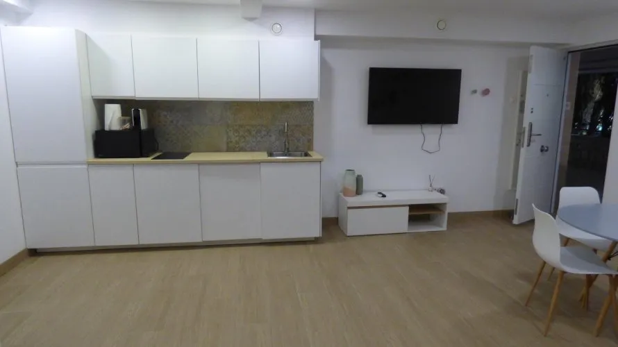 Propiedad comercial de 50m² en Alicante, Spain No. 2743 № 14