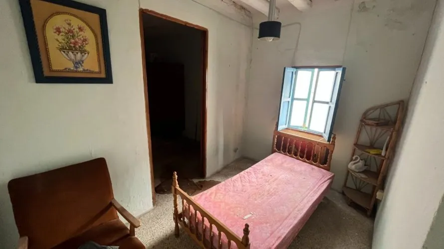 Сasa de 6 dormitorios en Sella, Spain No. 2707 № 9