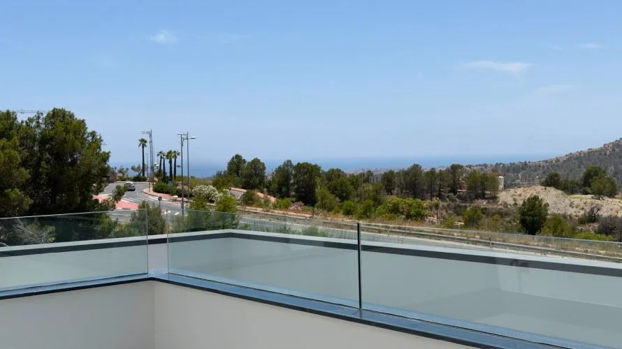 Villa de 3 dormitorios en Finestrat, Spain No. 1112 № 10