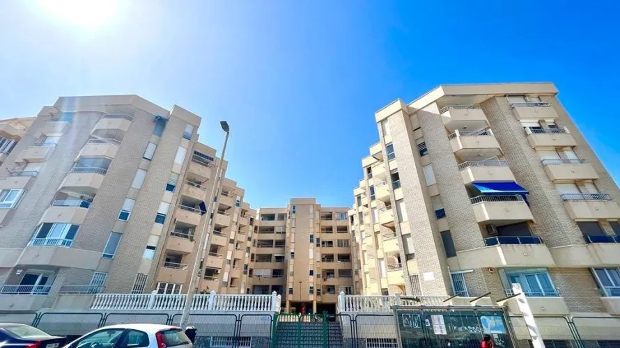 Ático de 2 dormitorios en Torrevieja, Spain No. 1080 № 3