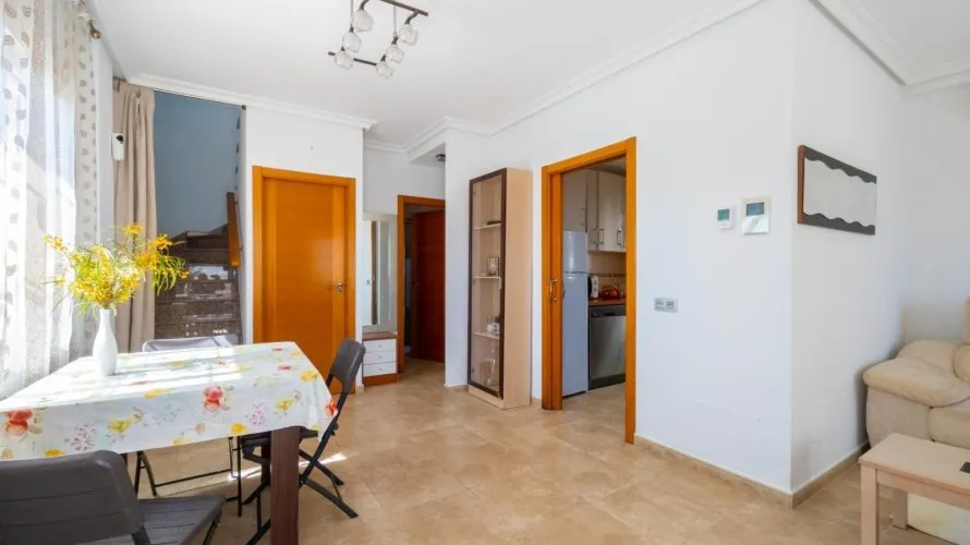 Сasa de 3 dormitorios en La Mata, Spain No. 227 № 6