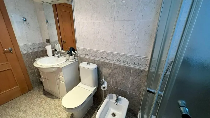 Apartamento de 4 dormitorios en Manises, Spain No. 1369 № 18