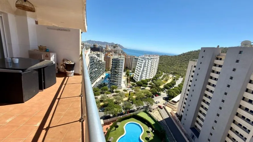 Apartamento de 2 dormitorios en Finestrat, Spain No. 950 № 2