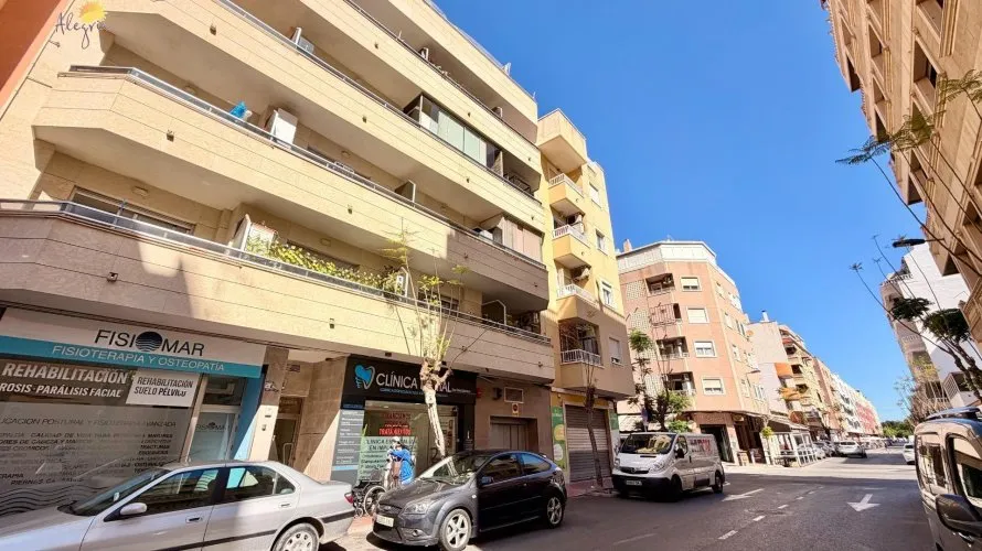 Apartamento de 1 dormitorio en Torrevieja, Spain No. 2916