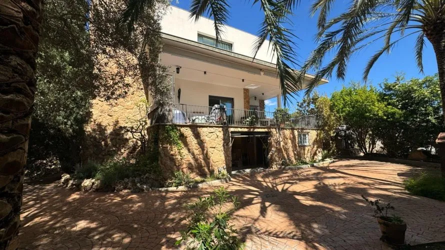 Villa de 4 dormitorios en Riba-roja de Túria, Spain No. 1548 № 4
