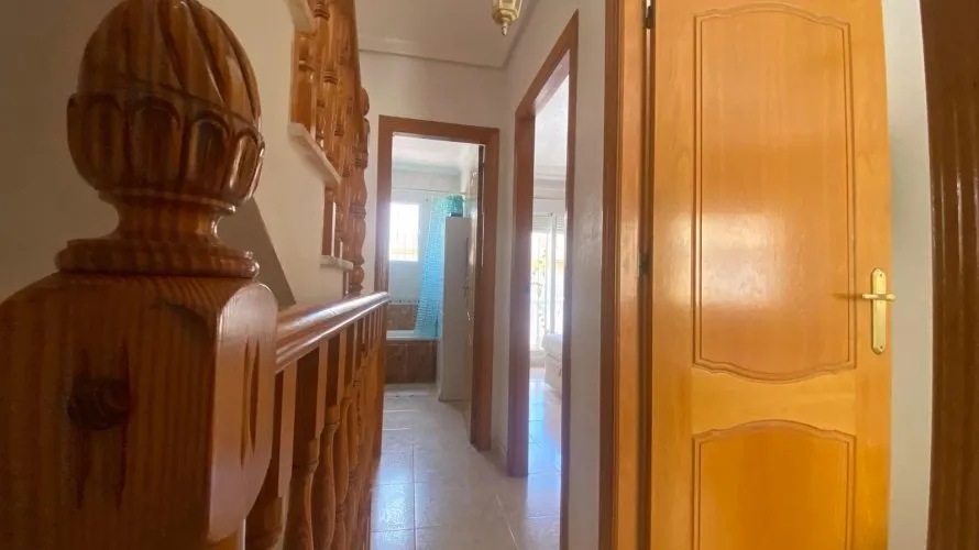 Сasa de 3 dormitorios en Torrevieja, Spain No. 1192 № 17