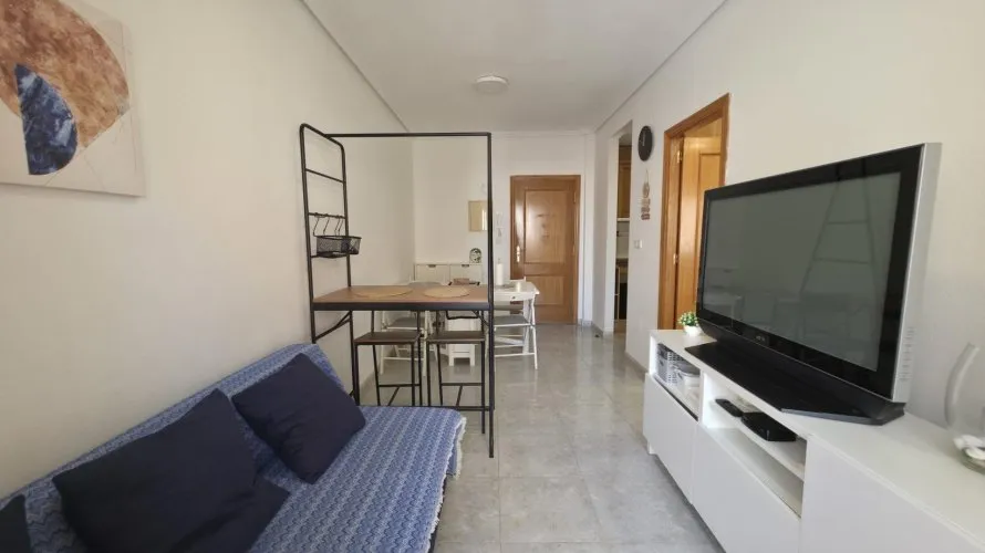 Apartamento de 1 dormitorio en Torrevieja, Spain No. 3072 № 3
