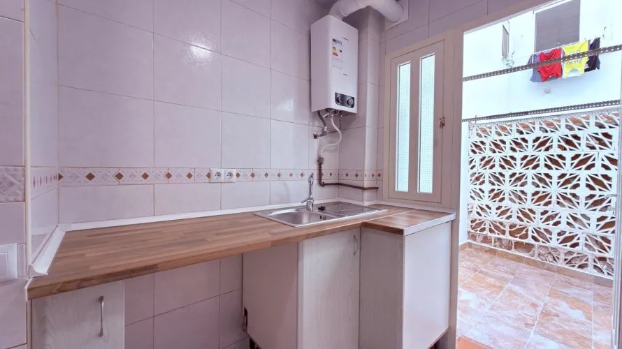 Apartamento de 1 dormitorio en Alicante, Spain No. 3158 № 11