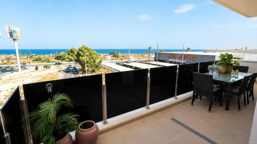Apartamento de 3 dormitorios en Torrevieja, Spain No. 3122 № 5