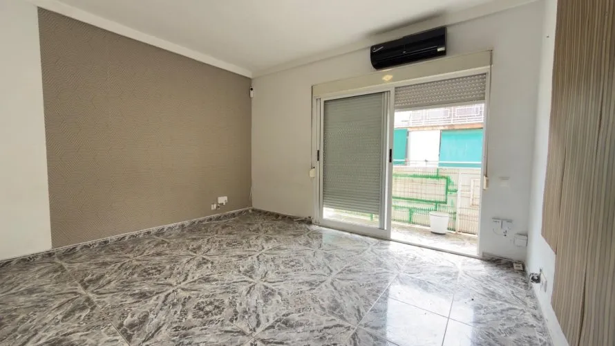 Apartamento de 4 dormitorios en Alicante, Spain No. 3096 № 23
