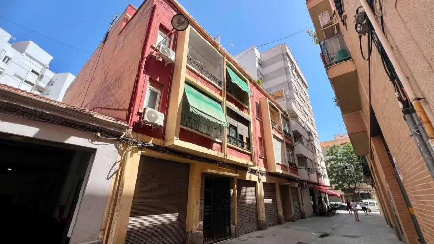 Apartamento de 2 dormitorios en Valencia, Spain No. 3120