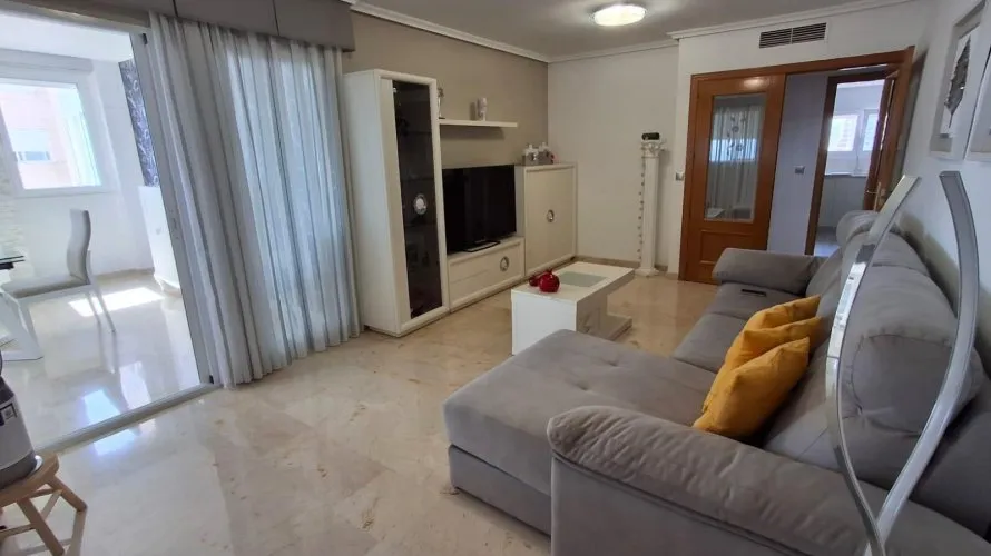 Apartamento de 136m² en Benidorm, Spain No. 3125 № 2