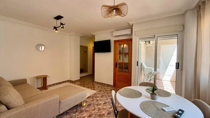 Apartamento de 2 dormitorios en Torrevieja, Spain No. 3066 № 23