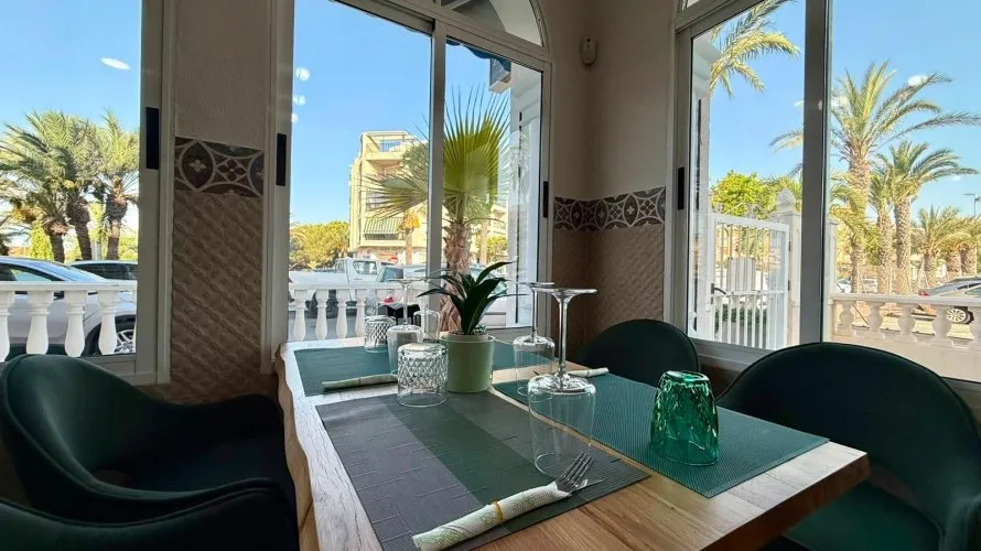 Propiedad comercial de 101m² en Guardamar del Segura, Spain No. 3131 № 6