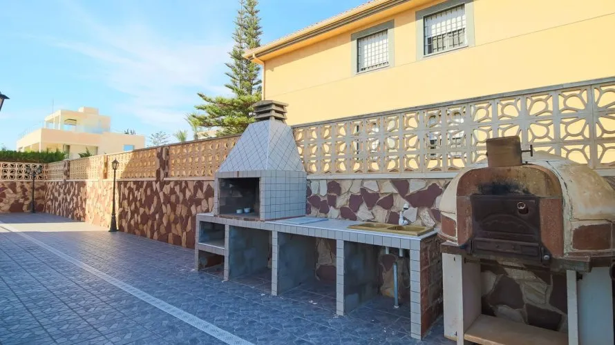 Villa de 624m² en La Zenia, Spain No. 3052 № 4