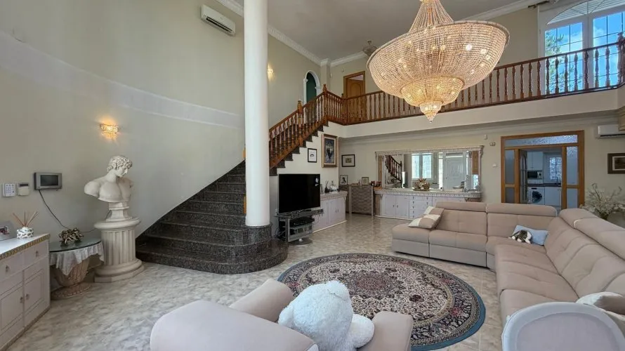 Villa de 6 dormitorios en Rojales, Spain No. 3090 № 18
