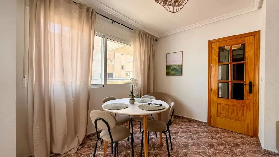 Apartamento de 2 dormitorios en Torrevieja, Spain No. 3066 № 27
