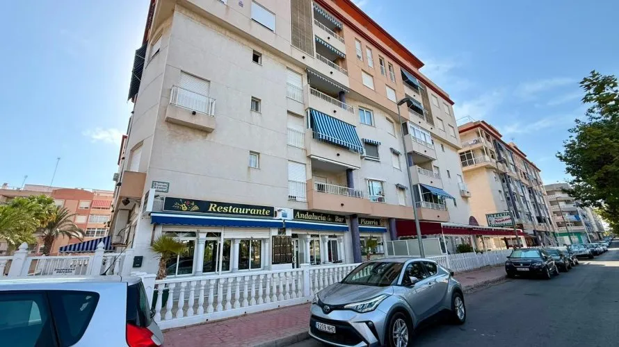 Propiedad comercial de 101m² en Guardamar del Segura, Spain No. 3131 № 12